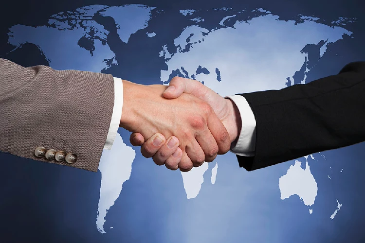 مزایای اینکوترمز CIF