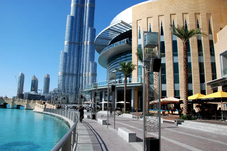 Nakheel Mall خرید در پالم جمیرا با مزیتهای گمرکی