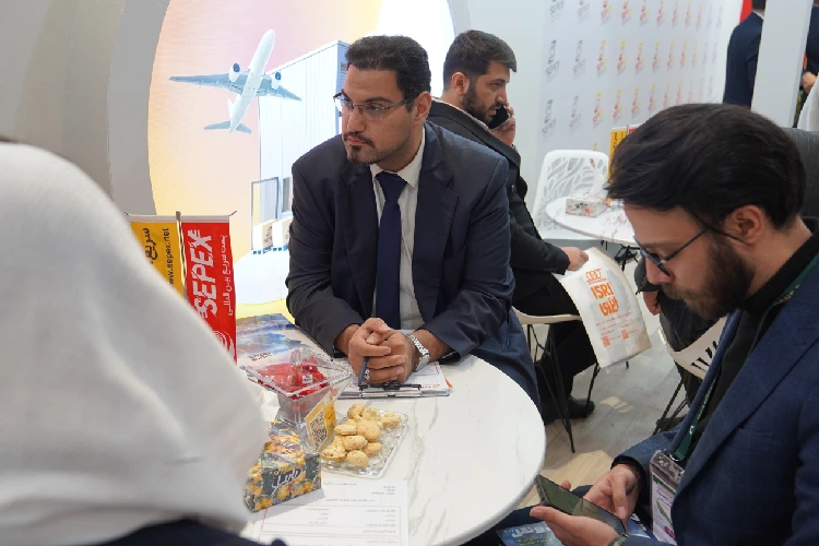 شرکت کنندگان نمایشگاه لجستیک